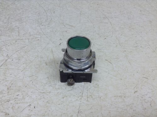 Cutler Hammer 10250T/91000T Green Momentary Push Button (OK)