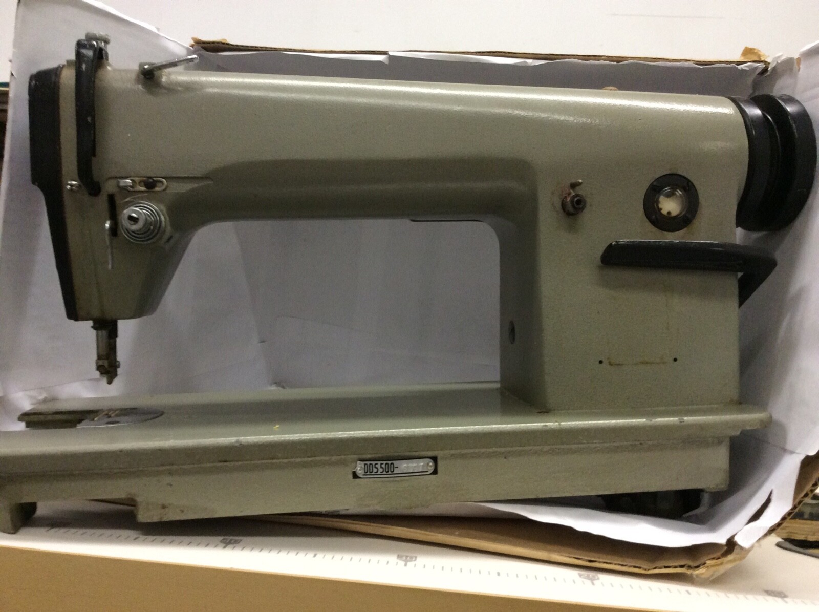 Juki DDL-227 GLACO Industrial Straight Stitch Sewing Machine Juki DDL-227 GLACO Industrial Straight Stitch Sewing Machine