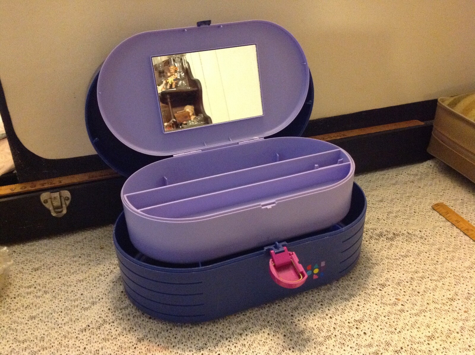 Vintage Large Caboodles Makeup Vanity Case #2642 Removable