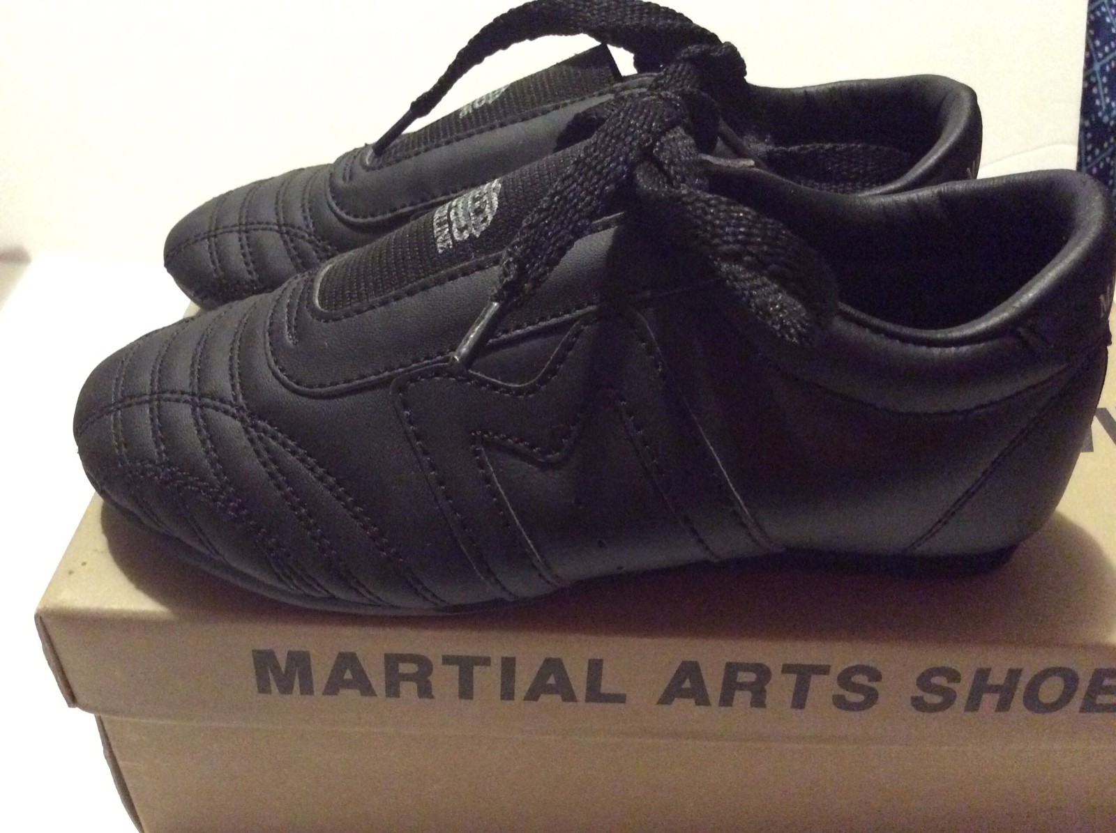 Masterline Black size 1 Martial Arts Shoe Taekwondo Karate M-1 Kids