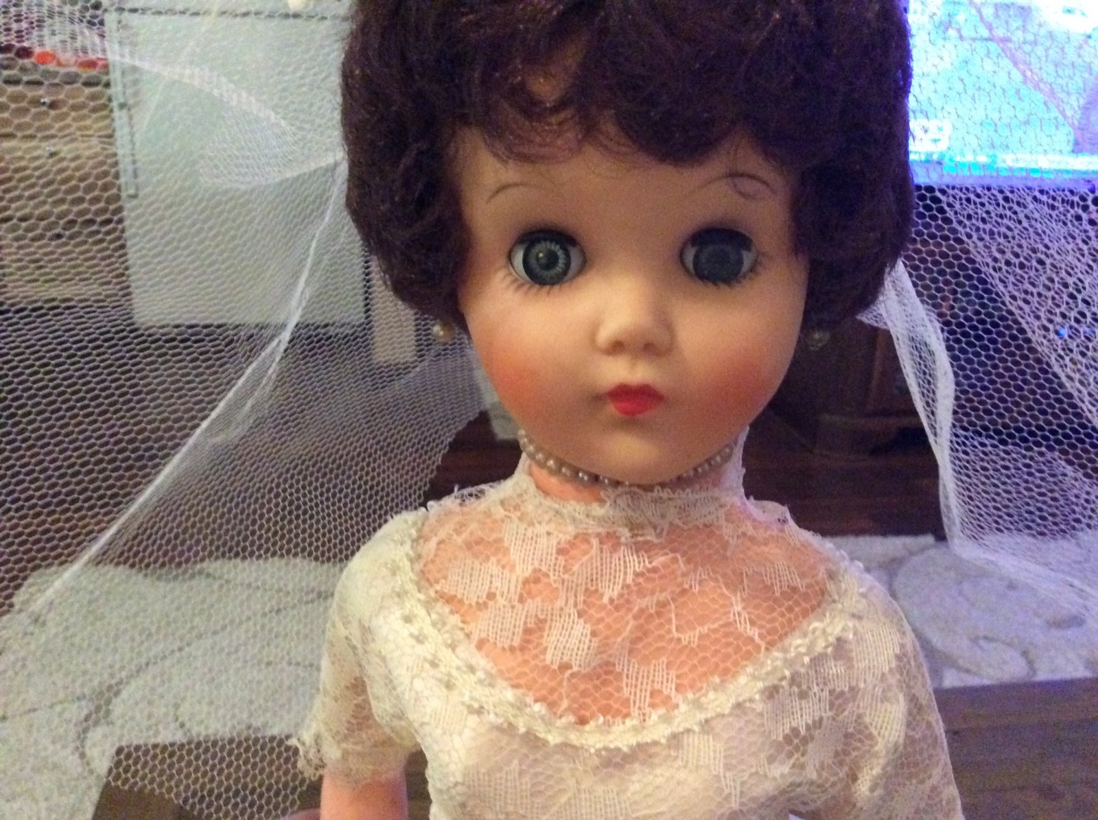 VINTAGE BRIDE HARD PLASTIC DOLL 19”