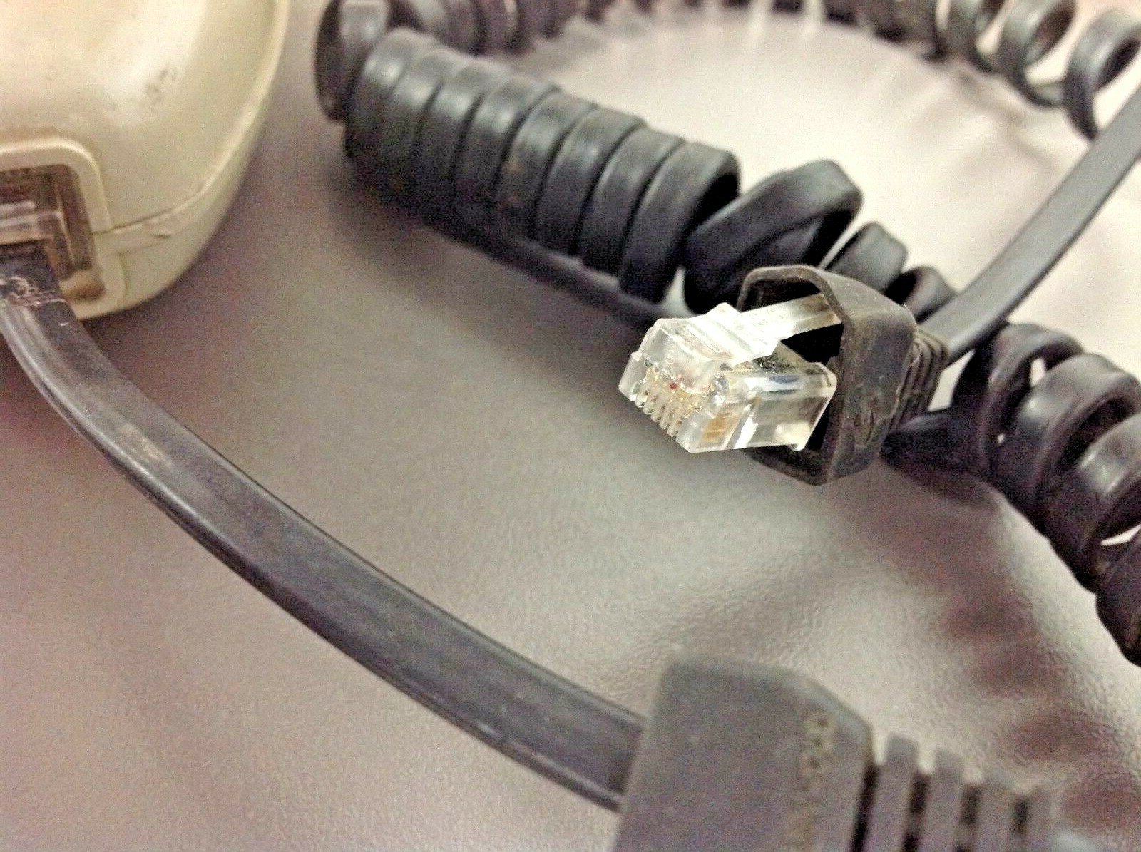 Kenwood Dynamic Microphone with Cord, 6 pin, TESTED, GOOD WORKING CONDITION