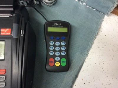 GUC! ECLIPSE QUARTET WK3706 TELECHECK & CREDIT CARD TERMINAL W/ PIN PAD