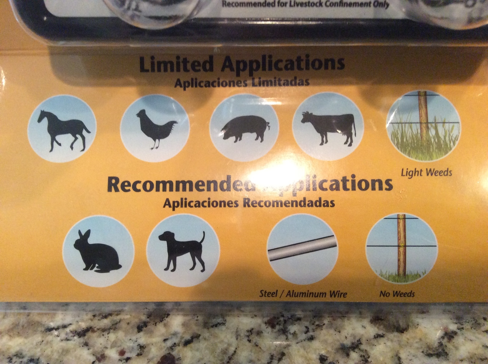 Red SnapR Electric Fence Controller EAC10A-RS 10 Acre Range .5 Mile Range NEW!