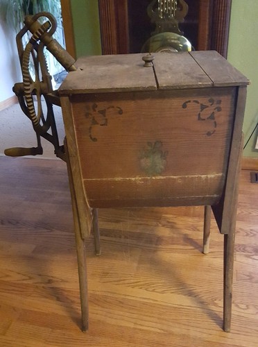 Vintage 7 Gallon Modern Churn MFD By Easy Washing Machine Co. St. Marys,OH. 1880