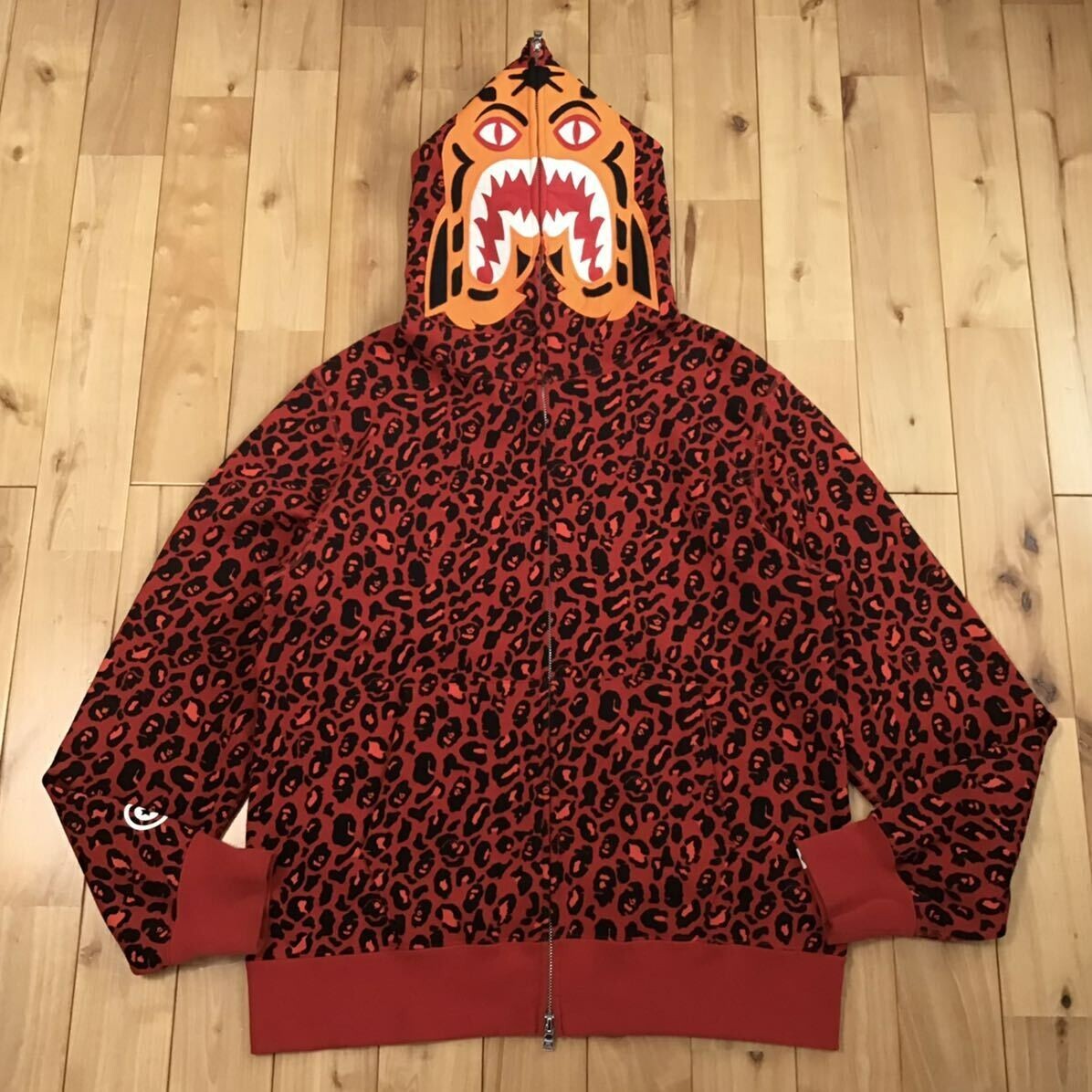 BAPE(R) CAMO TIGER 100％ &amp; 400％ RED Bearbrick x BAPE Camo Tiger 100% & 400% Set Red - US
