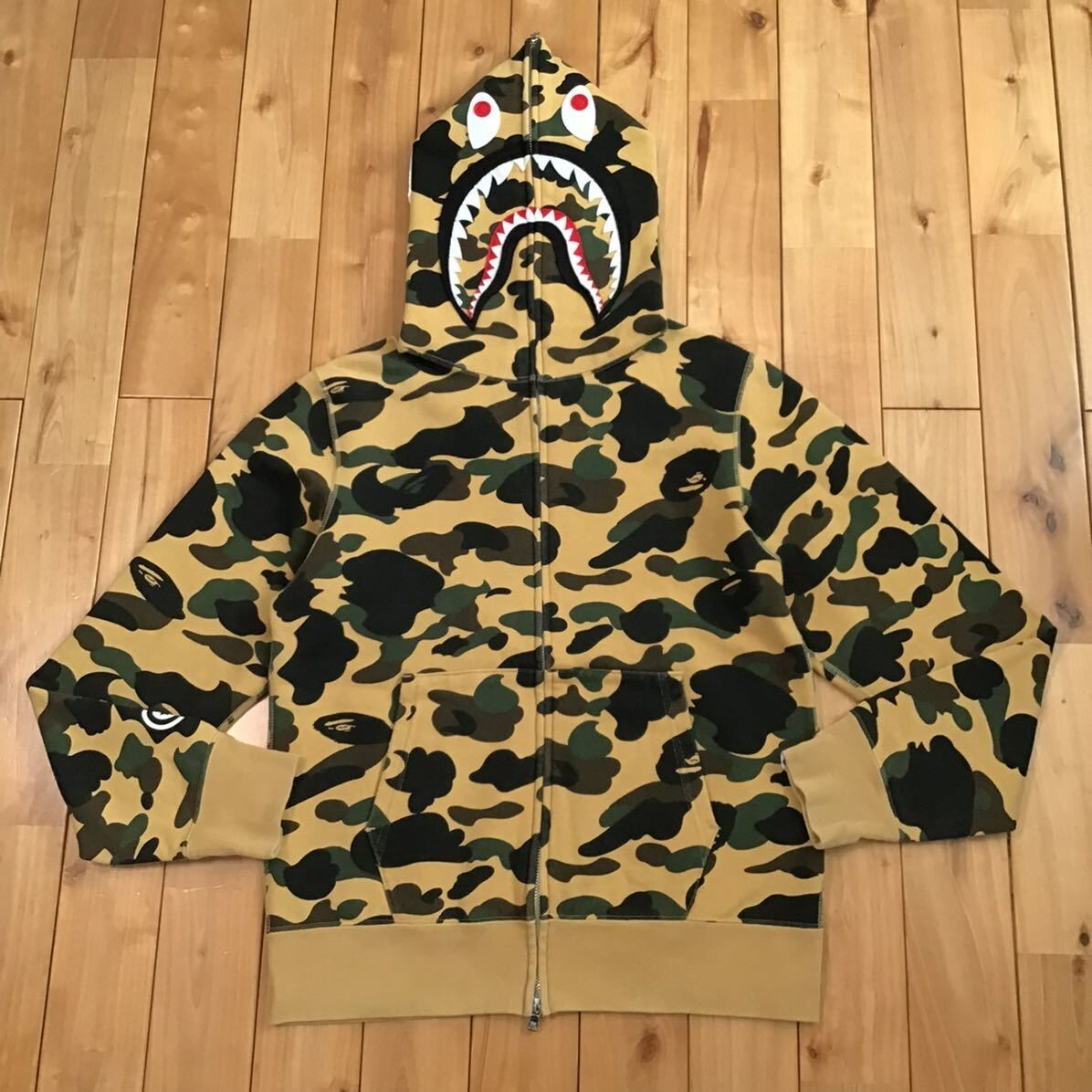 BAPE⭐️1st CAMO ロングTシャツ⭐️Mサイズ A BATHING APE® 1st Camo BAPE Katakana Tee | Bape official