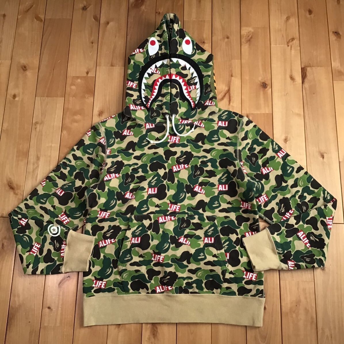 トップス BAPE ABC CAMO REVERSIBLE SHARK HOODIE ABC CAMO REVERSIBLE SHARK FULL ZIP HOODIE – eu.bape.com