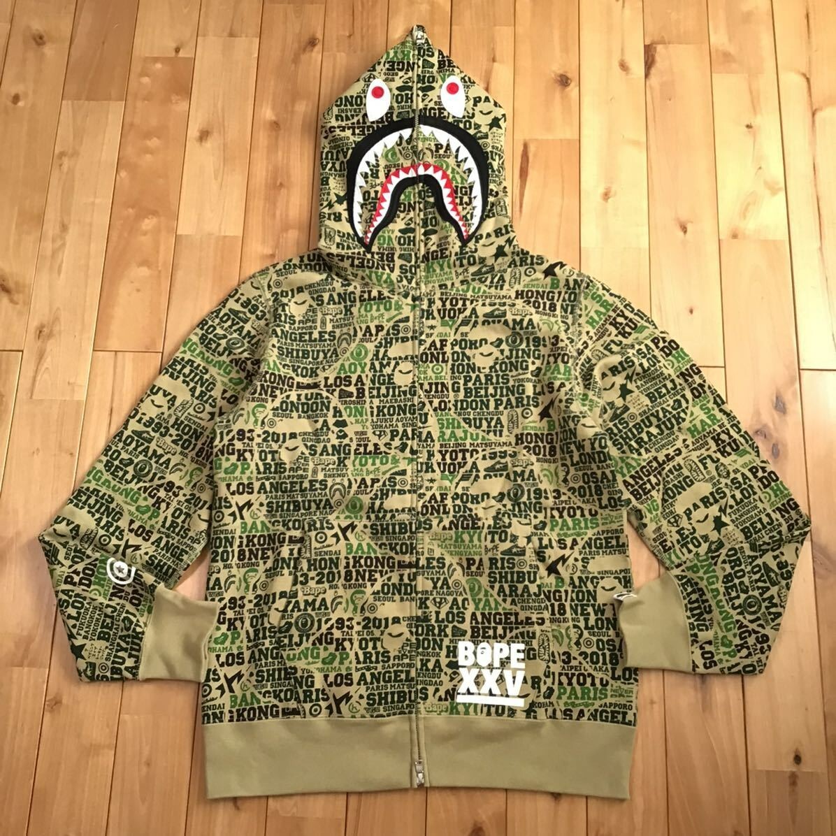 トップス CITY CAMO SHARK FULL ZIP HOODIE $_57.JPG?set_id=8800005007