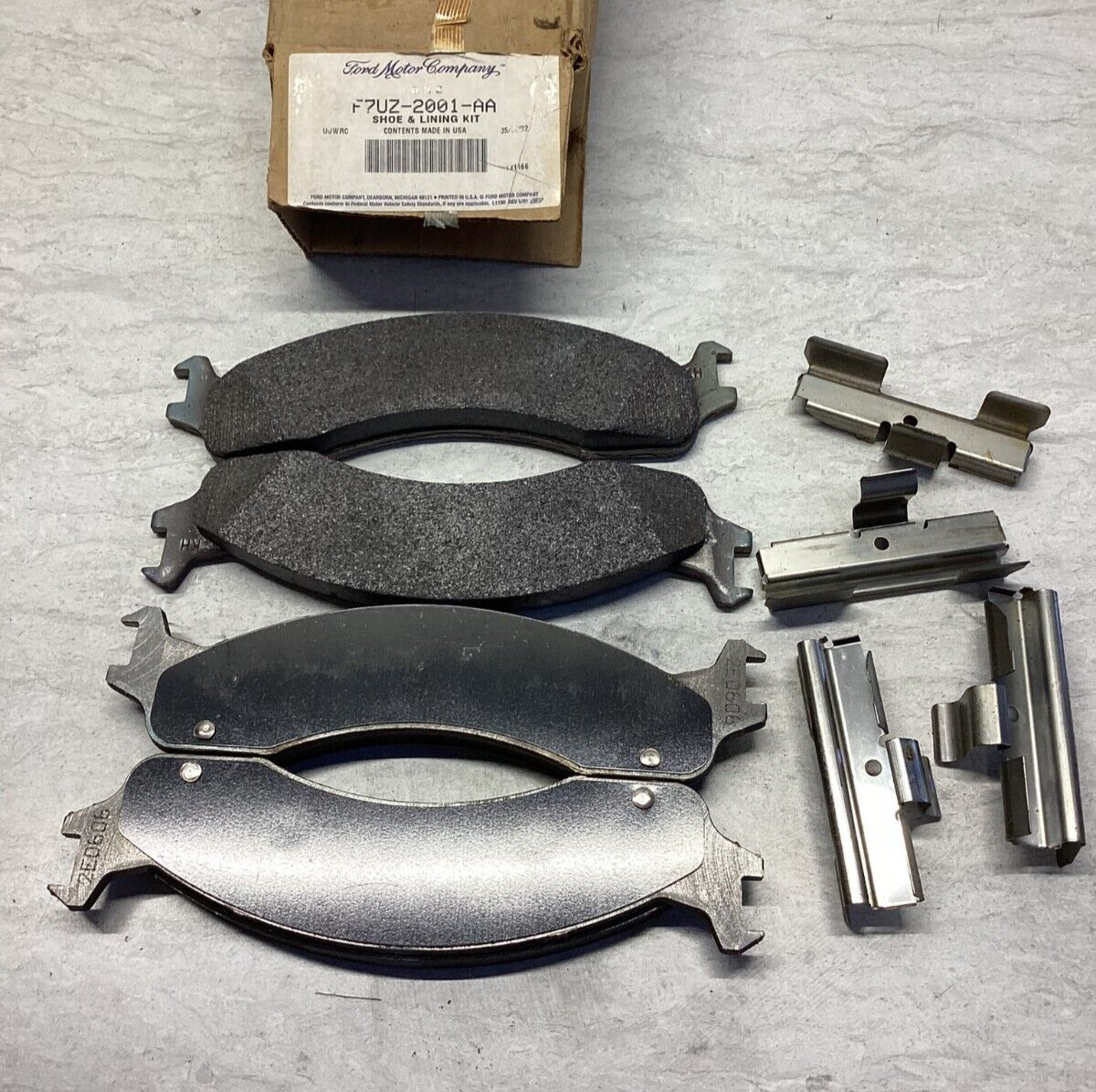 Ford OEM Disc Brake Pad Set with Hardware F7UZ-2001-AA