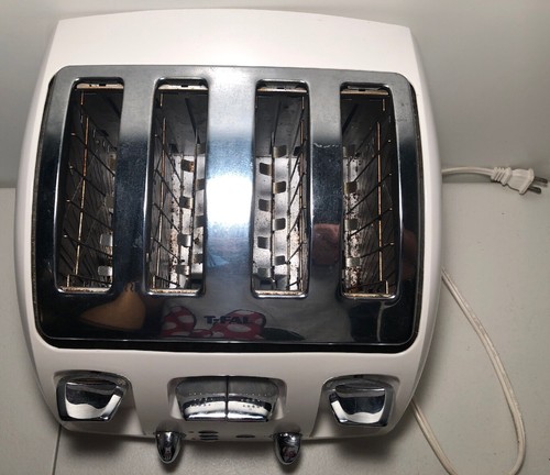 T-Fal Avante Deluxe 4 Slice Wide Slot Toaster White Discontinued Model 5327.42