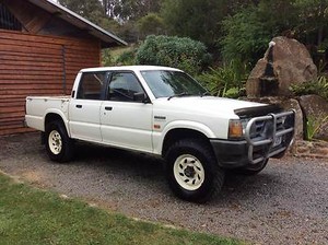 Rare Find! 2004 Mazda B2600 5 Speed Ute    95,000 Km - l4cld8q