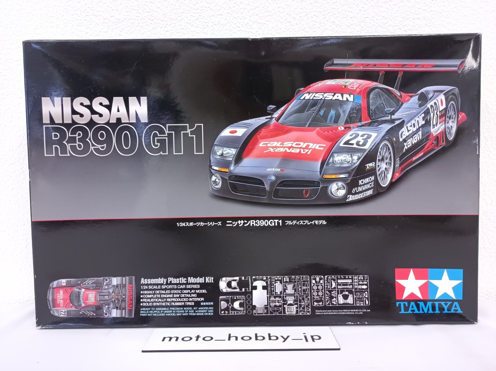 TAMIYA 1/24 Nissan R390 GT1 Full Display Model Kit 24192