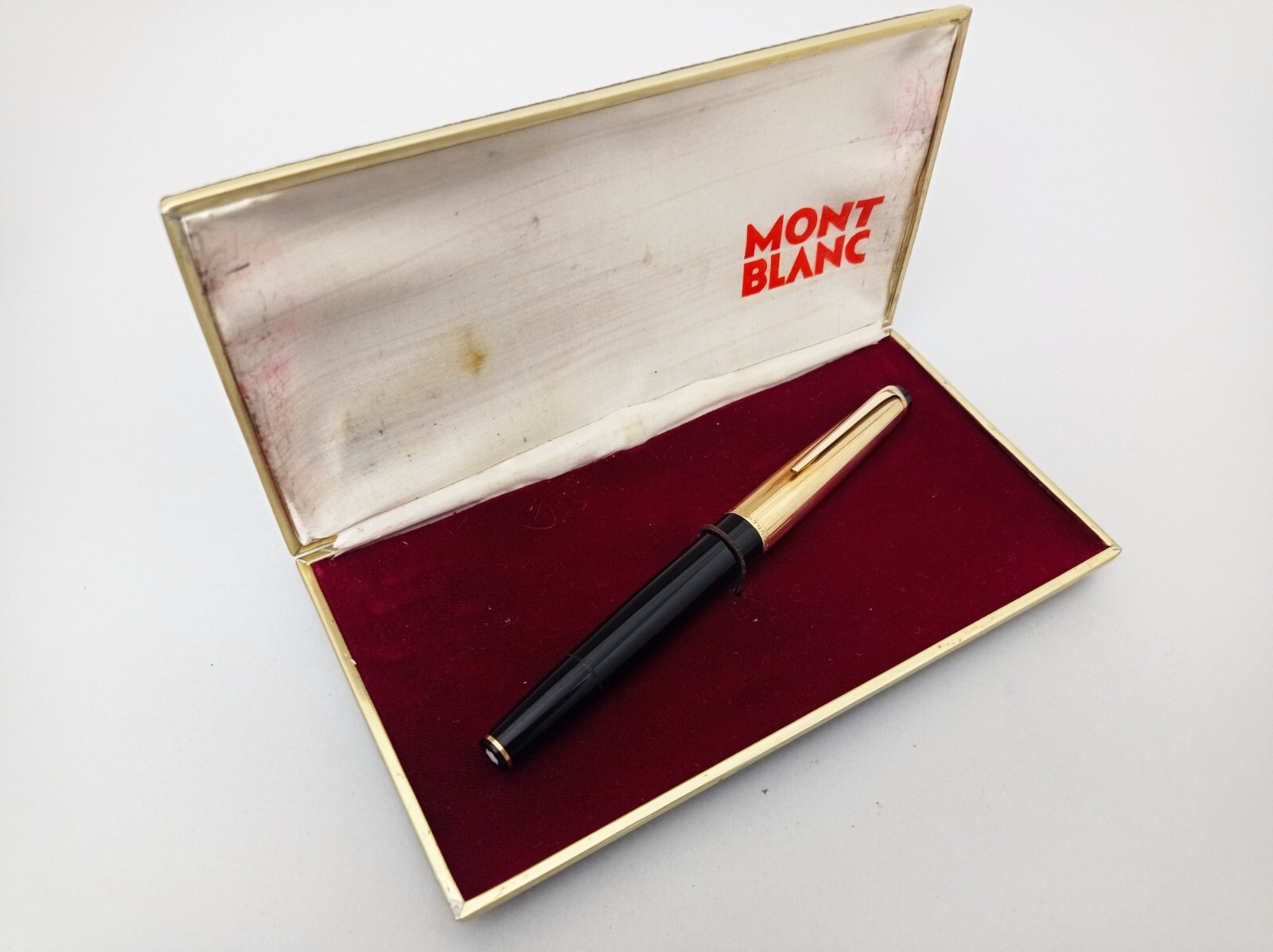 MONTBLANC モンブランマイスターシュテュック No.74