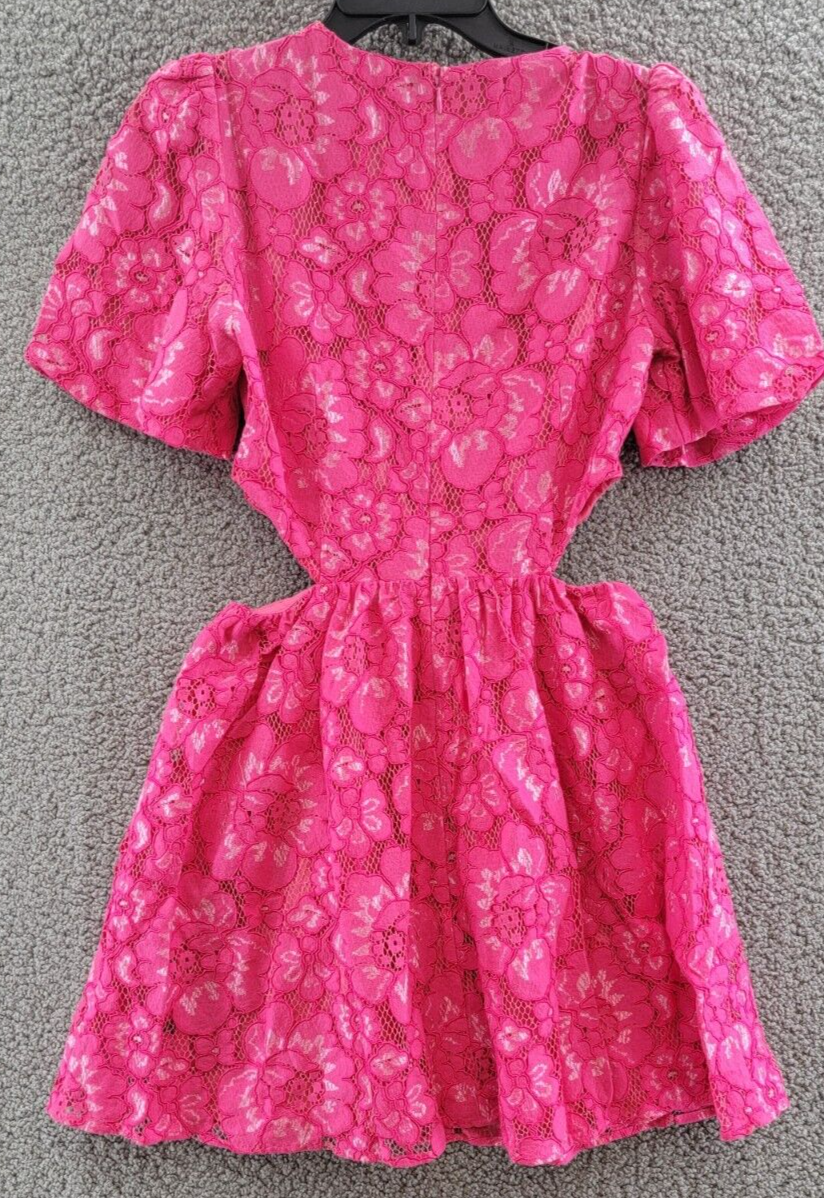 WAYF Plaza Lace Mini Dress Women's S Magenta Round Neck Zip Closure Short Sleeve - Picture 9 of 12