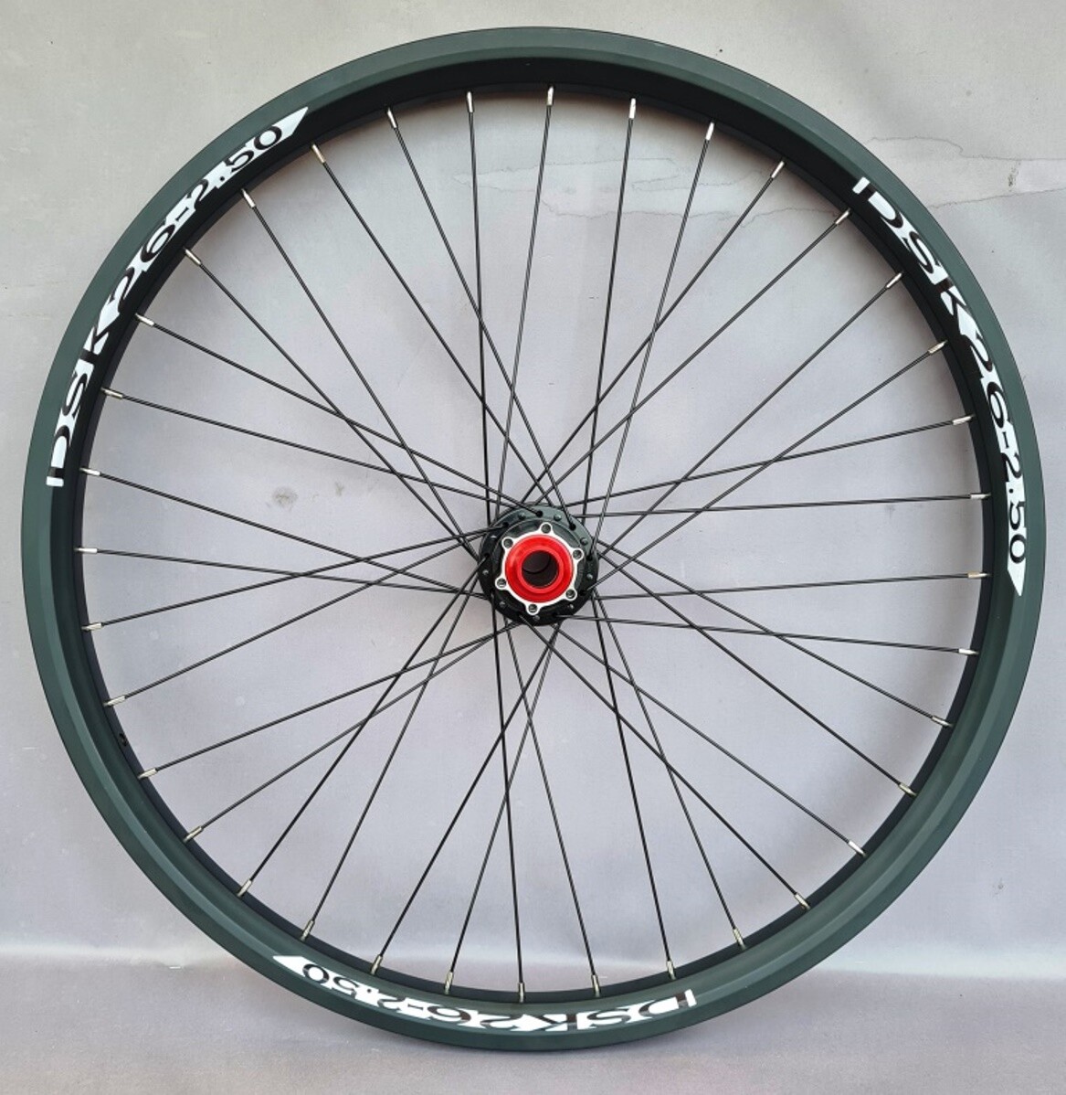 26inch MTBフロントホイール 20x110mmアクスル 61SVCKE9HoL._UF350,350_QL50_.jpg