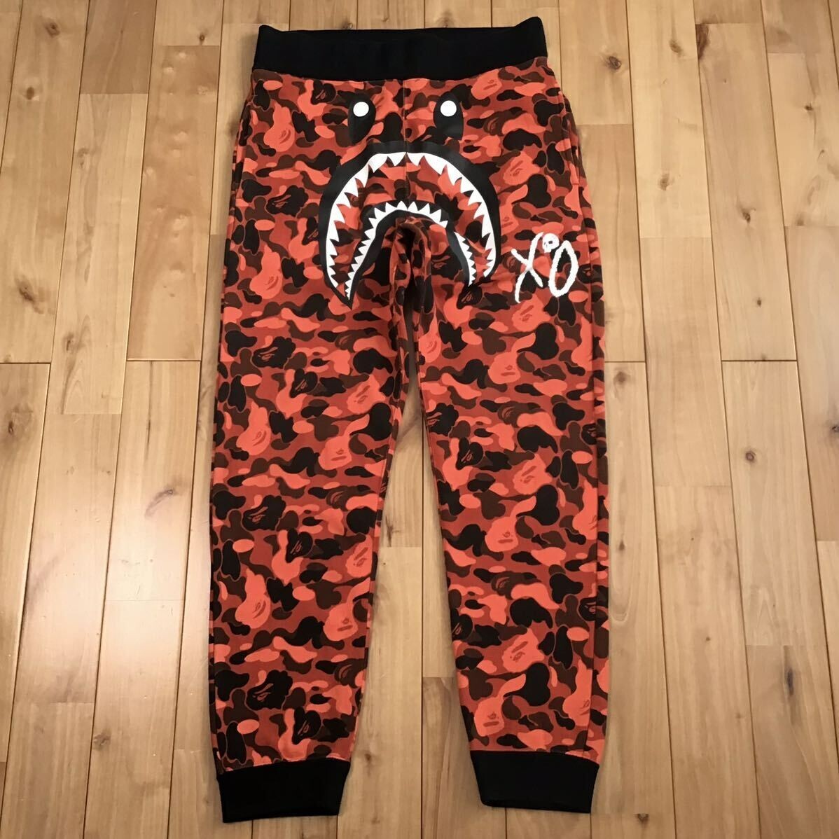 BAPE × XO Red camo shark sweat pants The Weeknd A Bathing Ape Size M | eBay