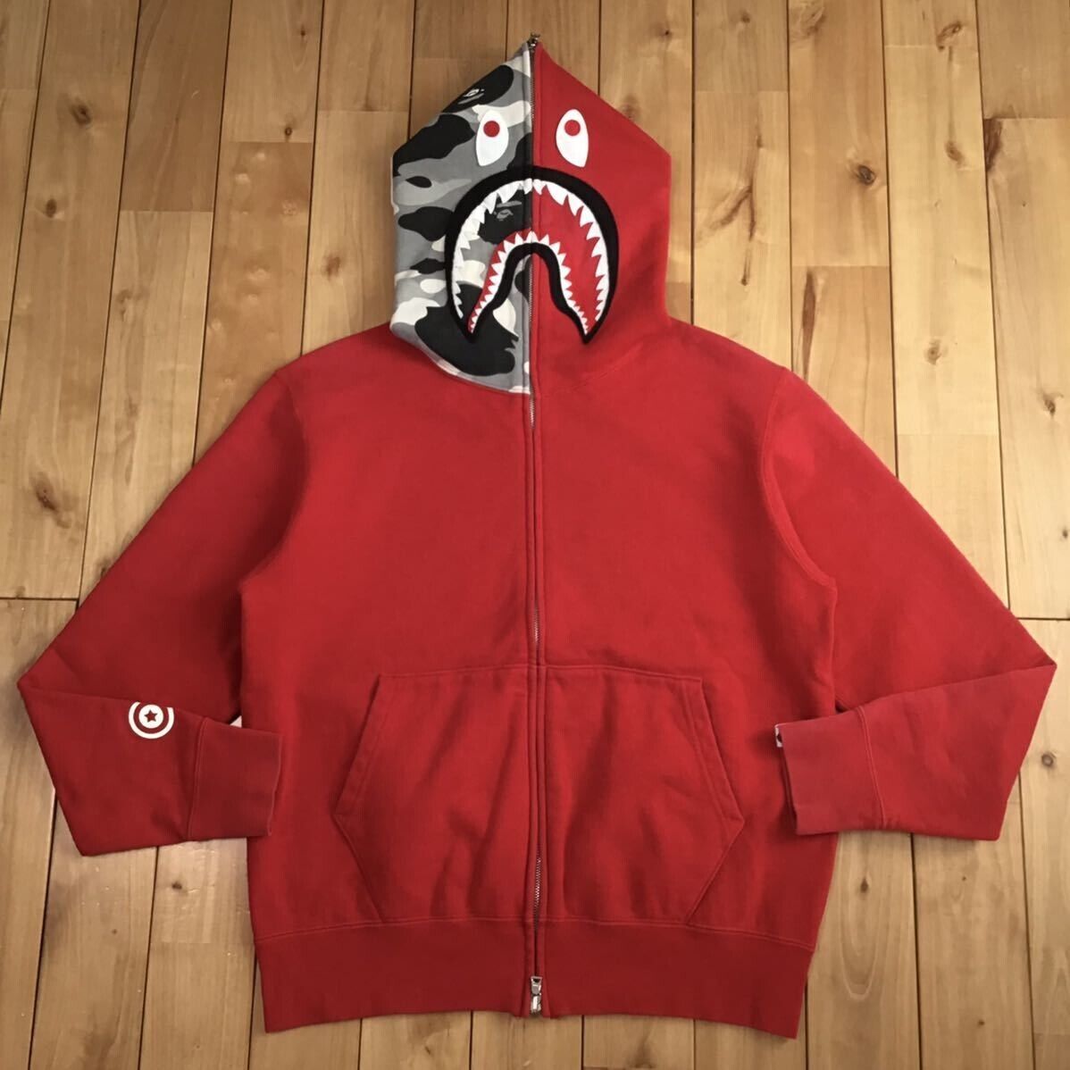 【送料無料キャンペーン】 NFS limited BAPE camo Shark full zip hoodie NIGO Red A トップス