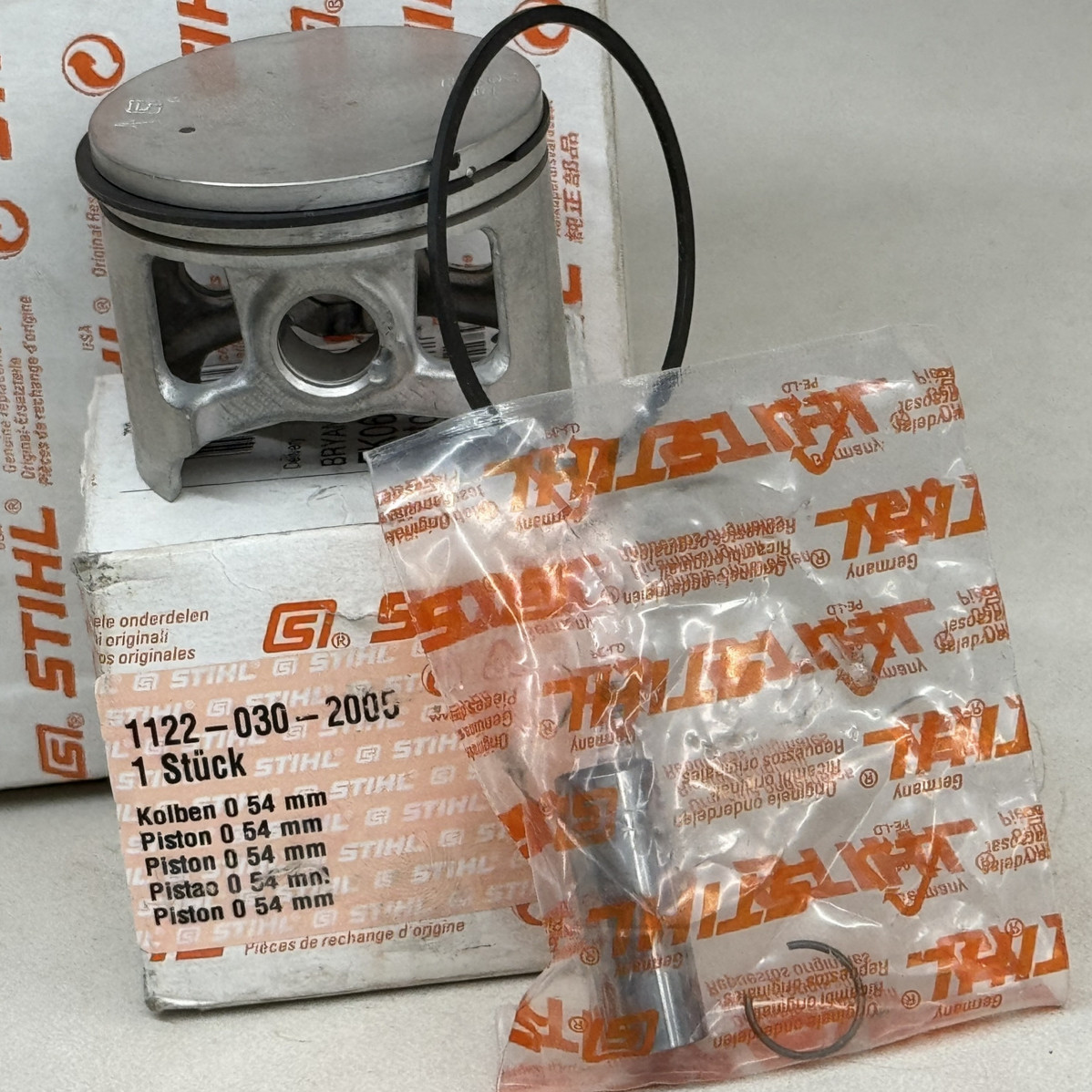 STIHL OEM PISTON WITH RINGS 1122 030 2005 FOR 066 MS660 CHAINSAWS 54MM - Picture 1 of 3