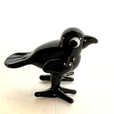 Mini Miniature Glass Black CROW Bird Halloween  3/4'' Tall x 1/2 Wide