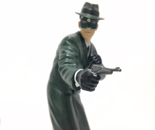 Hollywood Collectibles Group Green Hornet TM BRUCE LEE Kato Statue Limited *READ
