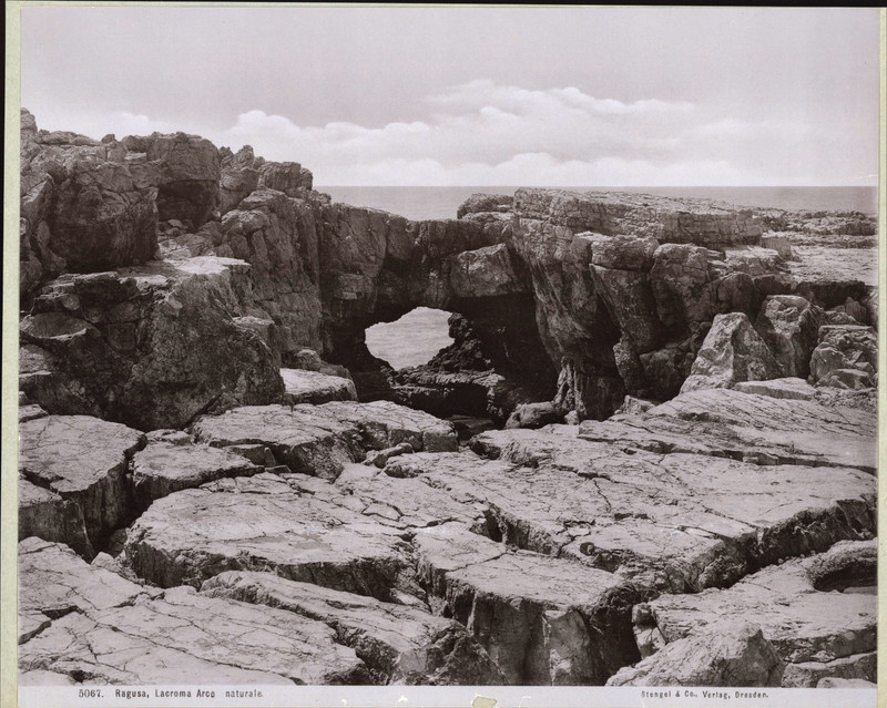 Stengel & Co, Italia, Ragusa, Lacroma, Arco Naturale Vintage Photomechanical Pri