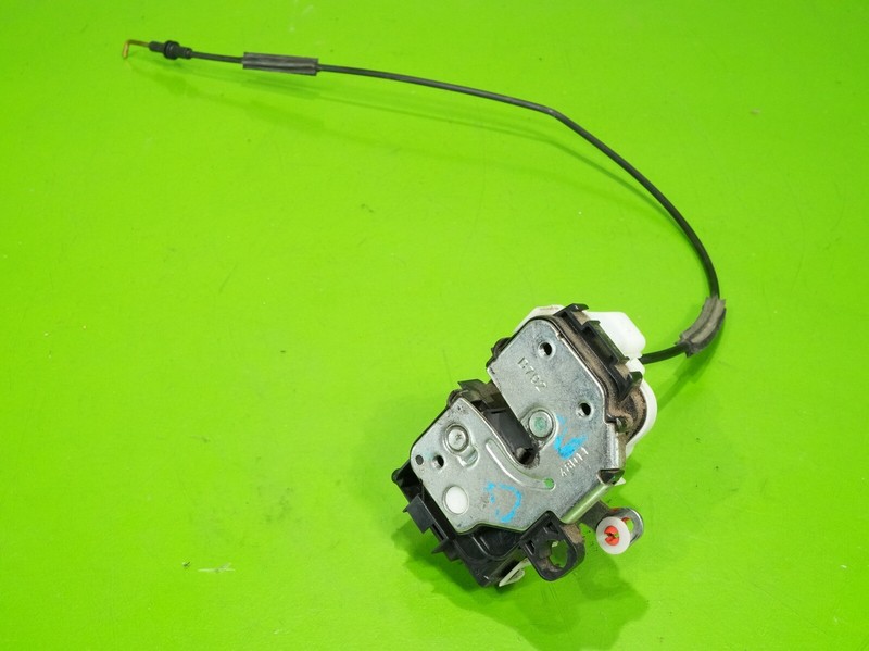 12-19 Fiat 500 OEM passenger right door lock actuator latch catch