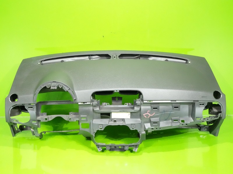 12-19 Fiat 500 OEM dashboard dash panel black