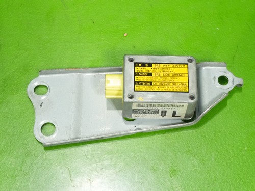 01-05 IS300 OEM driver left side sensor control relay 89830-53040