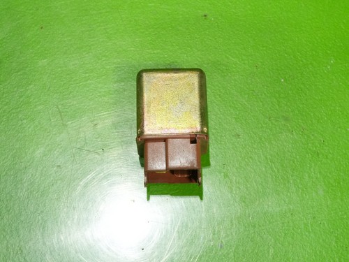 92-96 Prelude OEM 1YD 12V NO multi use relay control Honda Acura
