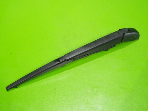 12-19 Fiat 500 OEM rear back windshield wiper arm