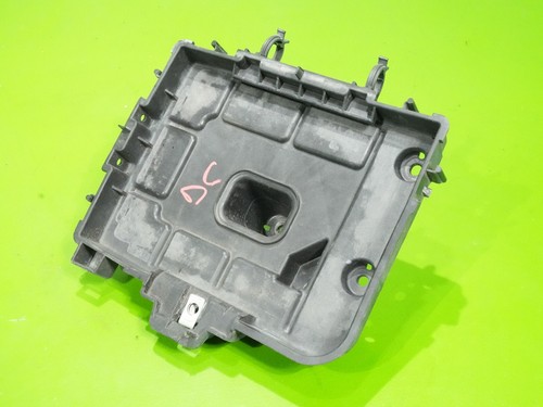 12-19 Fiat 500 OEM battery tray support pan mount