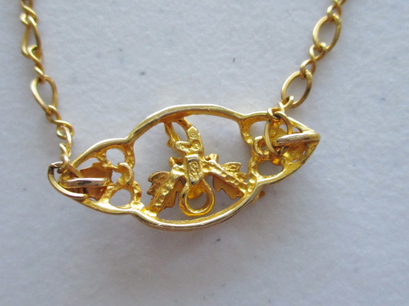 Stamper 10K Black Hills Gold Cherub Bracelet 6 1/4