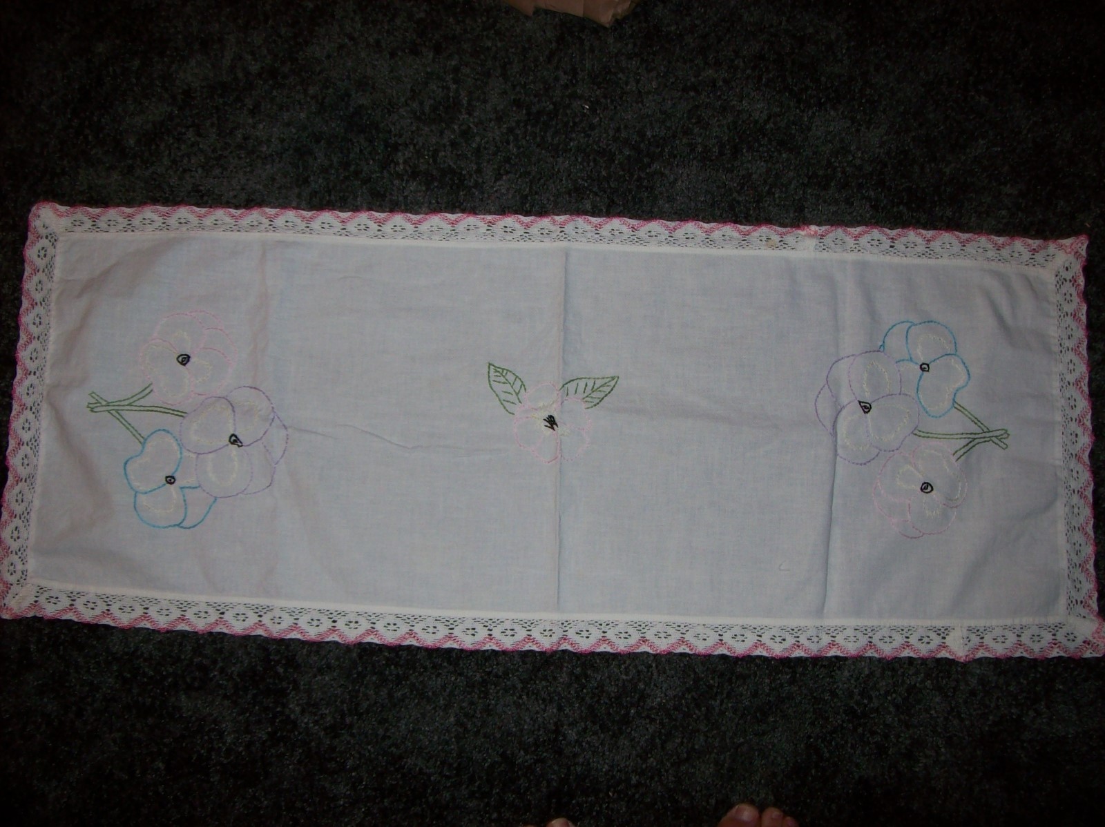 Vintage Table Runner/Dresser Scarf Hand Emroidered