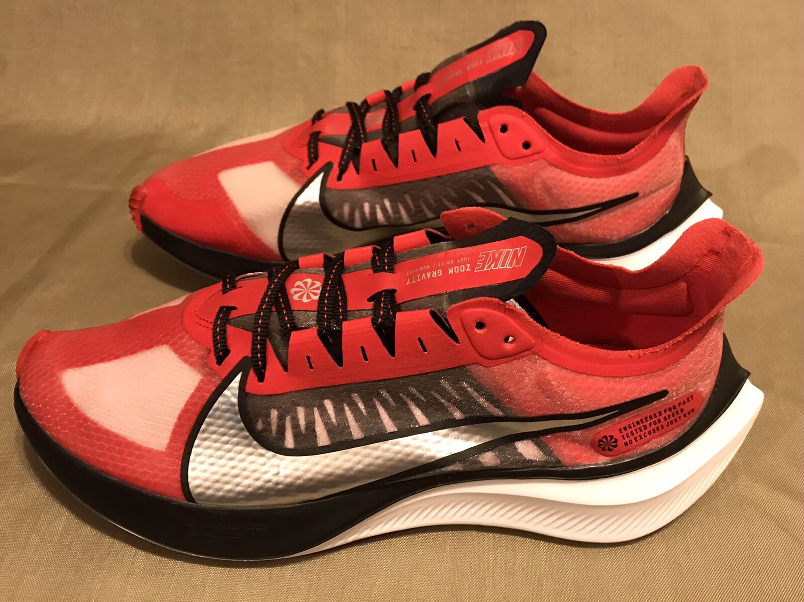 nike zoom gravity running shoes