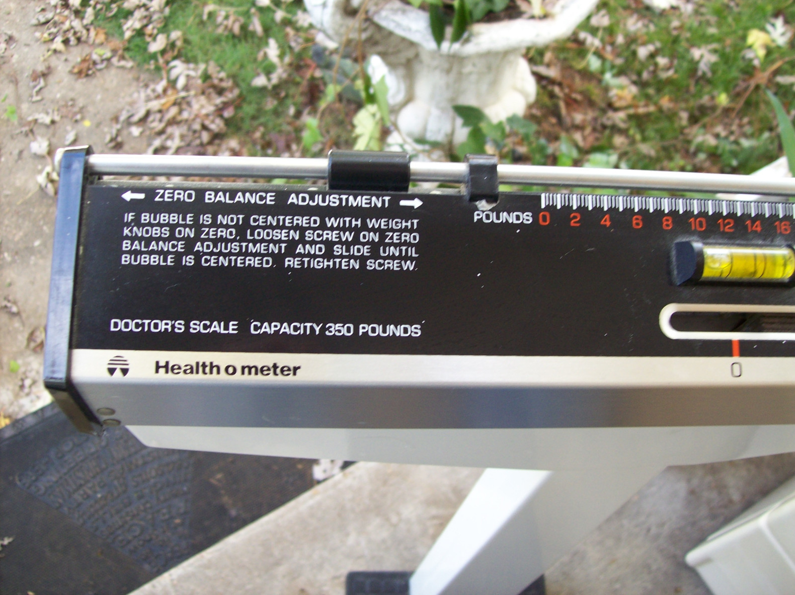 PROFESSIONAL 350 LB CAPACITY HEALTH O METER DOCTORS SCALE MODEL 230PBD-0