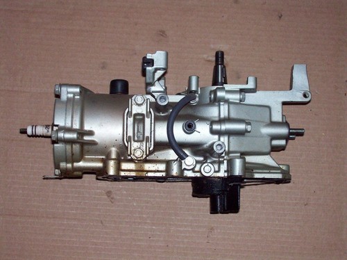 SUZUKI OUTBOARD MOTORS DF200 225 250 V6 2004+ SERVICE MANUAL SUZUKI OUTBOARD MOTORS DF200 225 250 V6 2004+ SERVICE MANUAL