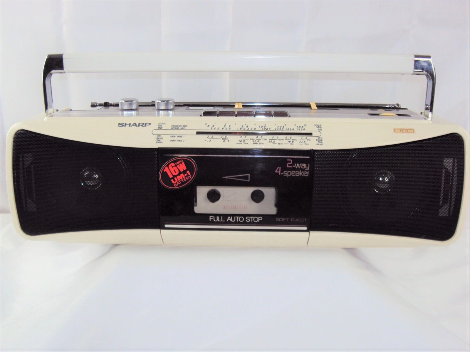 VINTAGE SHARP QT-249Z(W) STEREO CASSETTE MINI BOOM BOX VERY VINTAGE SHARP QT-249Z(W) STEREO CASSETTE MINI BOOM BOX VERY