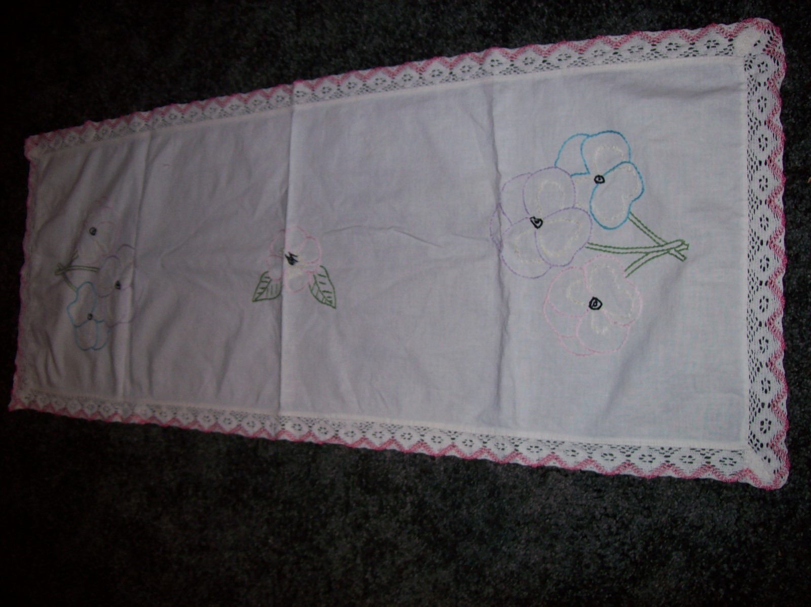 Vintage Table Runner/Dresser Scarf Hand Emroidered