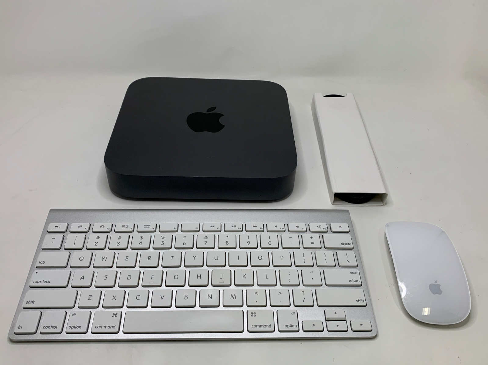 Apple Mac Mini 2018 3.0GHz 6-Core i5 | 64GB RAM | 512GB SSD + Apple Accessories Apple Mac Mini 2018 3.0GHz 6-Core i5 | 64GB RAM | 512GB SSD + Apple Accessories