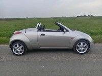 2004 Ford Streetka 1.6i Luxury 2dr SAME CONDITION AS 22 YEARS AGO CONVERTIBLE Pe
