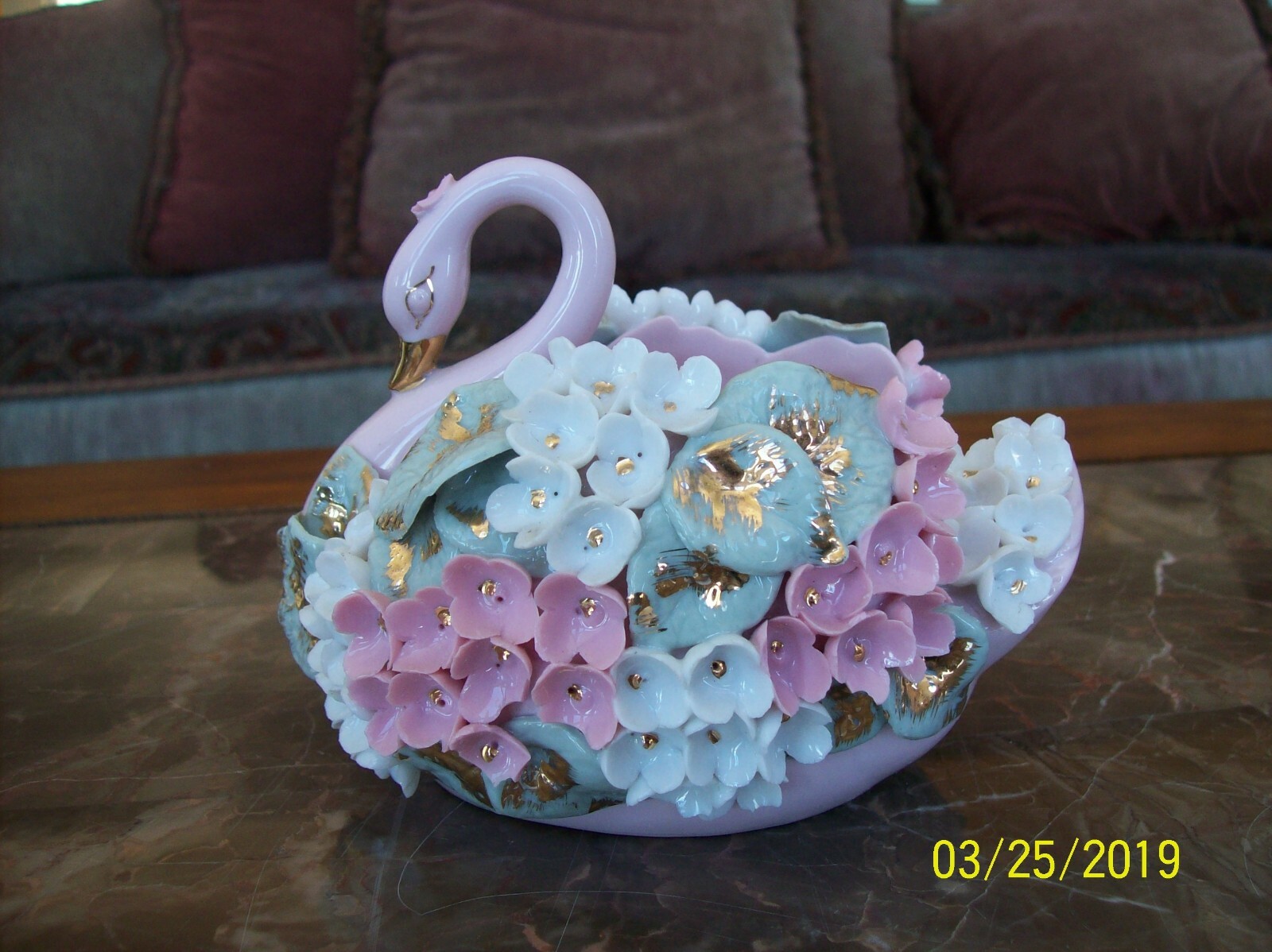 Lefton & Ucagco Vtg Porcelain Pink Applied Floral Gold Highlights 3 Vases & Swan