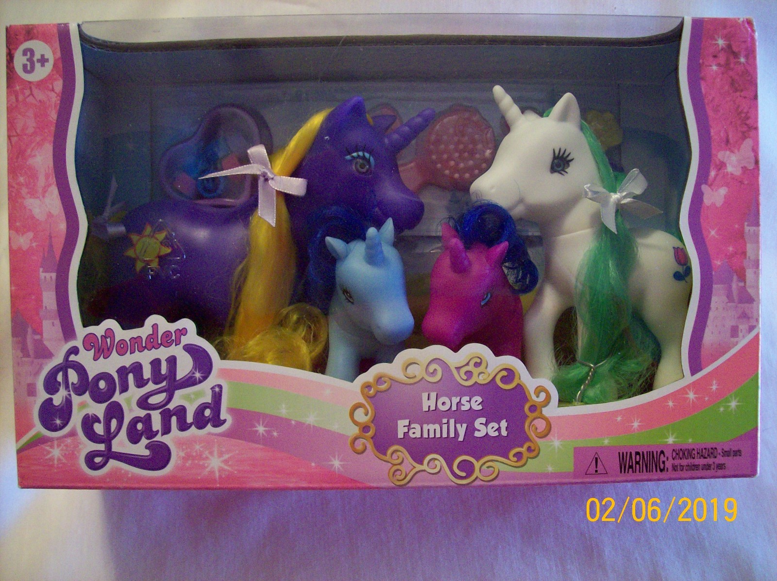 Wonder Pony Land Horse Family Set