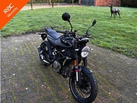 2022 HUSQVARNA SVARTPILEN 401 Black Arrow Petrol Manual