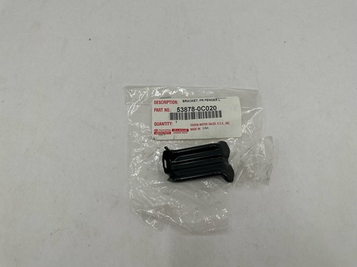 2007-2022 Toyota Tundra Sequoia Front Left Fender Bracket