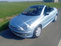 2001 Peugeot 206 206cc 1.6 S 2dr Auto SHOWROOM CONDITION CAN SECURE 24/7 ON NET 