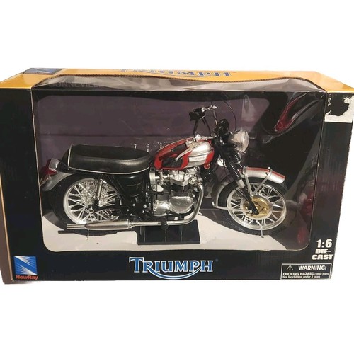 1/6 Newray Triumph Motorcycle Diecast FonzJames Dean Brando 1/6 Newray Triumph Motorcycle Diecast FonzJames Dean Brando