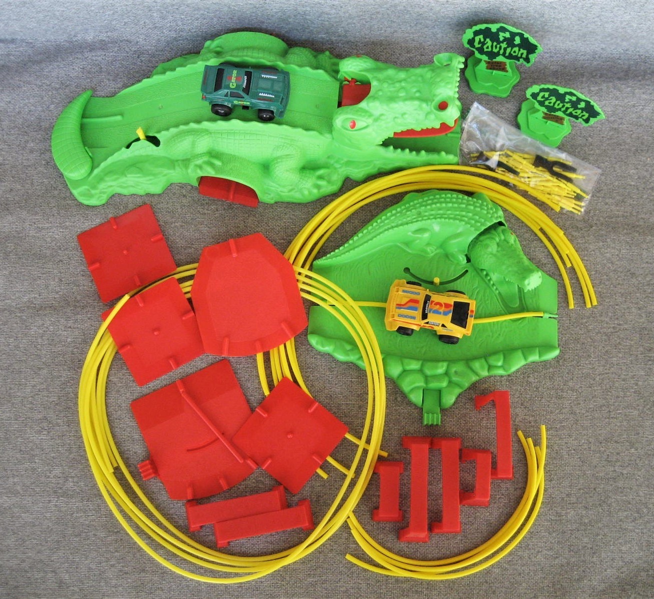 VINTAGE 1980s SCHAPER STOMPER SPEEDSTERS TWISTRACK GATOR RALLY RACING SET