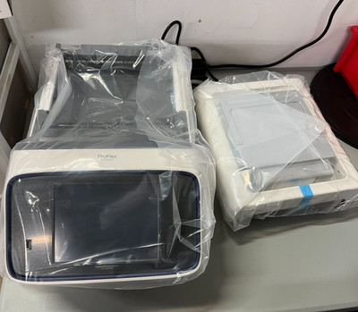 New Applied Biosystems ProFlex 96 Well , Base 4483636 Block 4483637 Warranty.
