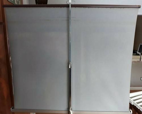 VINTAGE DA-LITE SILVER PACER 50 X 50 MOVIE & SLIDE PROJECTION SCREEN RETRACTABLE